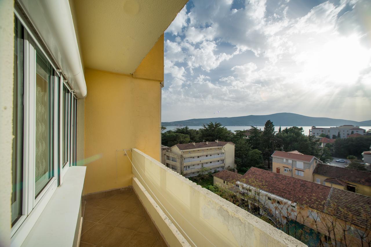 Apartman Andjela Tivat Exterior foto